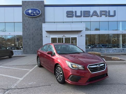 Used 2019 Subaru Legacy 2.5i Premium image 1