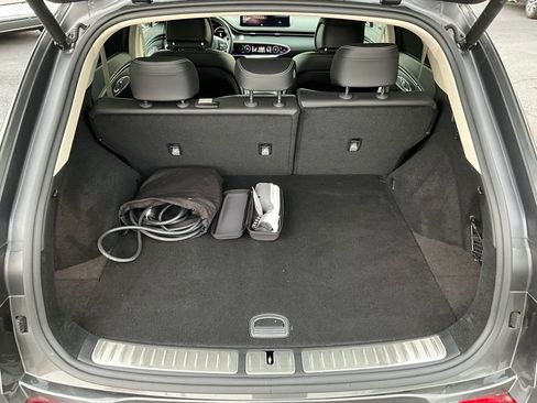 Used 2025 Genesis Electrified GV70 Advanced w/ Prestige Package image 14