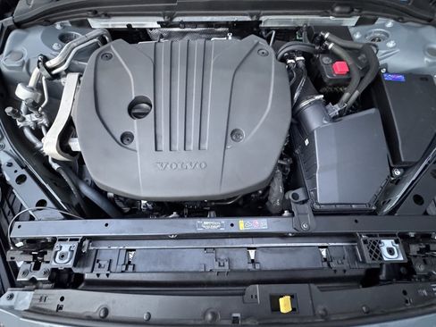 Used 2024 Volvo S60 B5 Plus image 34