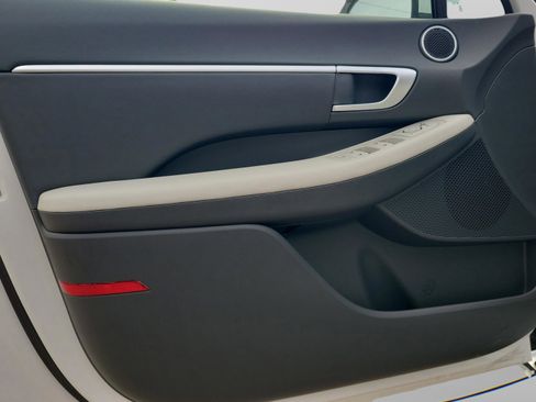 New 2025 Hyundai Sonata SEL image 17