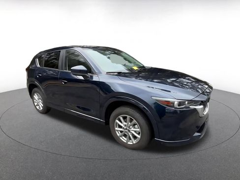 Used 2025 MAZDA CX-5 AWD 2.5 S w/ Preferred Package image 2