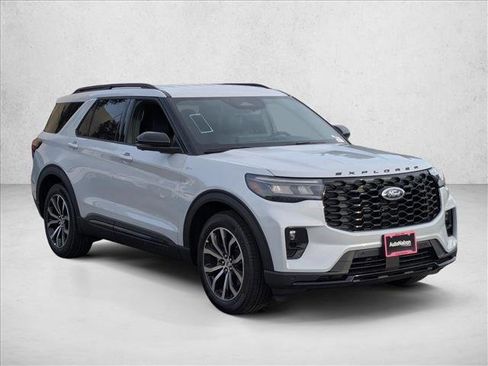 New 2026 Ford Explorer ST-Line w/ Premium Package image 7