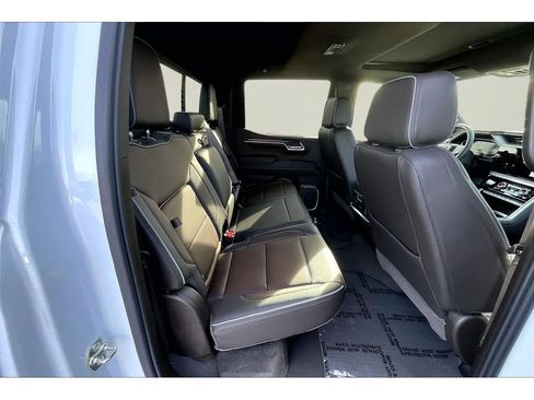 New 2026 GMC Sierra 1500 Denali AWD/4WD image 10