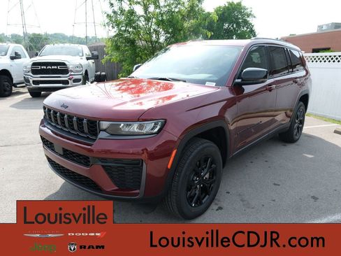 New 2026 Jeep Grand Cherokee L 4WD image 12