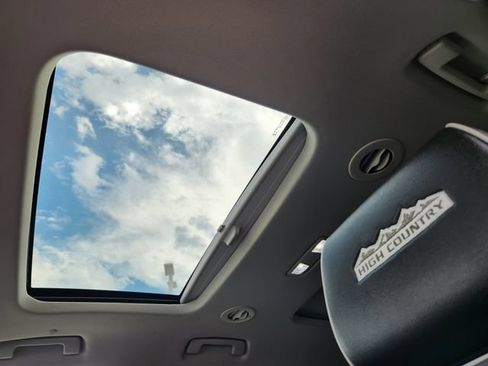 Certified 2021 Chevrolet Traverse High Country w/ LPO, Floor Liner Package AWD/4WD image 29