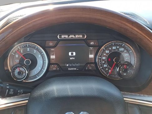 Used 2022 RAM 1500 Limited image 24