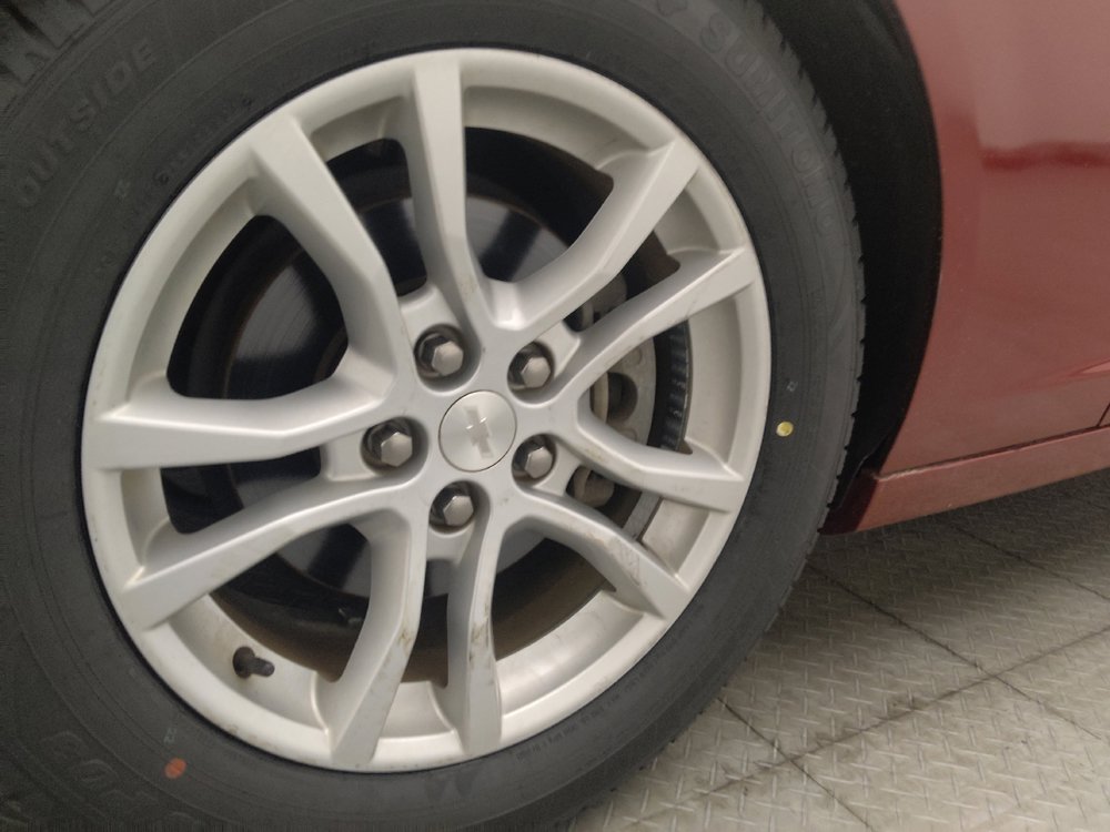 Used 2015 Chevrolet Camaro LT RWD image 31
