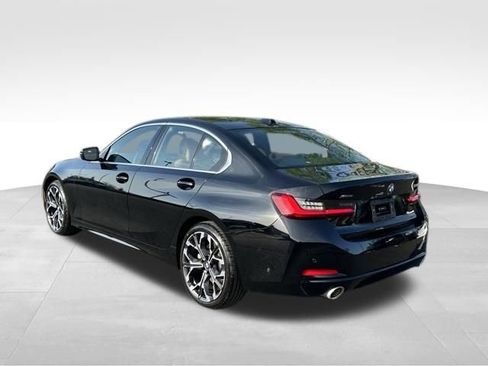 Used 2025 BMW 330i xDrive Sedan w/ Premium Package image 5