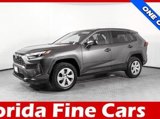 Used 2024 Toyota RAV4 LE video 1