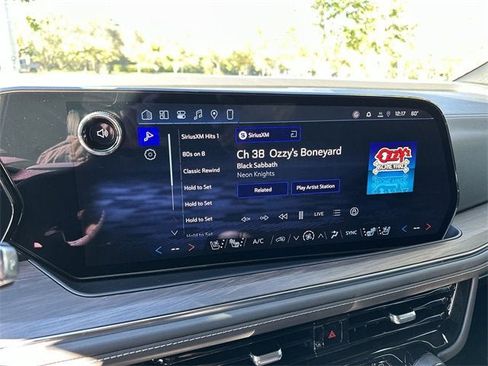 New 2026 Chevrolet Suburban Premier image 12