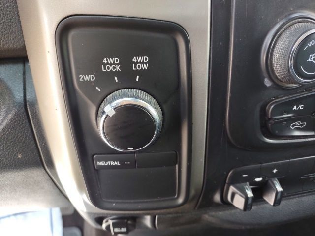 Used 2016 RAM 3500 SLT w/ Quick Order Package 29G SLT AWD/4WD image 18