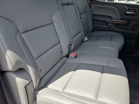 Used 2018 GMC Sierra 1500 SLT AWD/4WD image 39