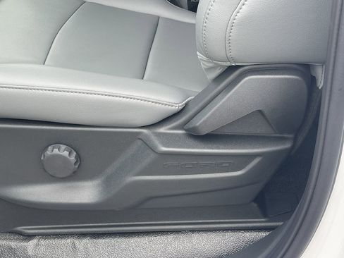 New 2025 Ford F450 XL w/ XL Chrome Package image 21