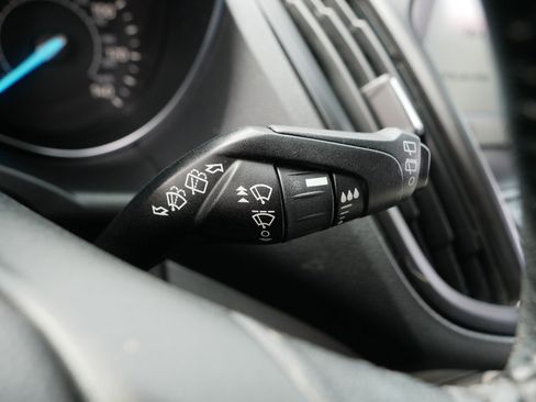 Used 2018 Ford Escape SEL image 32