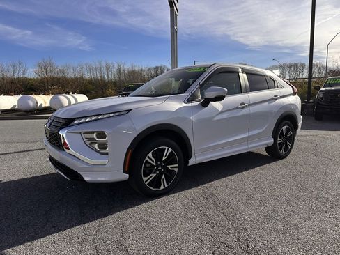 Used 2023 Mitsubishi Eclipse Cross SEL image 2