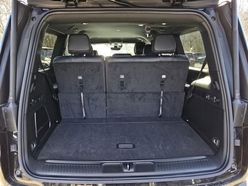 New 2026 Jeep Grand Wagoneer 4WD image 11