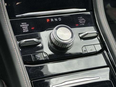 Used 2022 Jeep Grand Cherokee L Summit AWD/4WD image 19