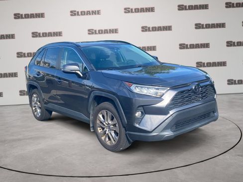 Used 2020 Toyota RAV4 XLE Premium AWD/4WD image 2