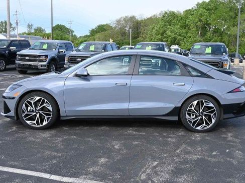 Used 2023 Hyundai Ioniq 6 SEL w/ Cargo Package AWD/4WD image 4