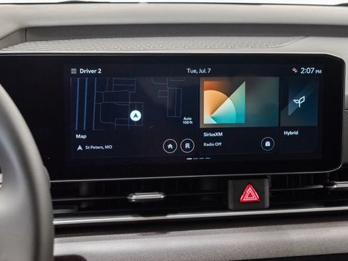 Certified 2026 Kia Carnival EX FWD image 16