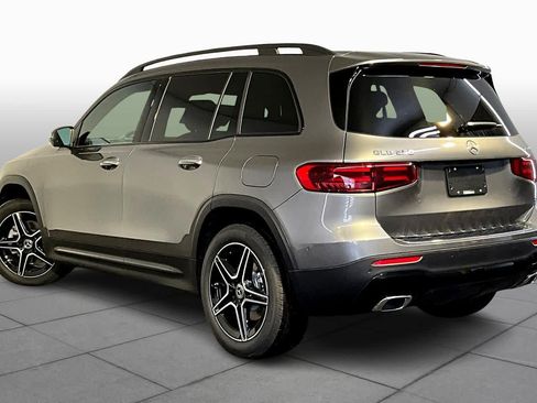 New 2026 Mercedes-Benz GLB 250 4MATIC image 3