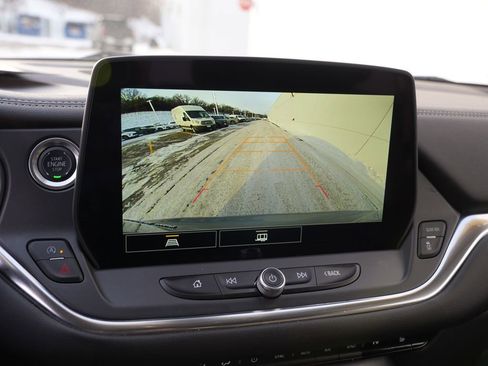 Used 2025 Chevrolet Blazer LT image 34