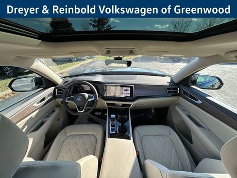 New 2026 Volkswagen Atlas SEL Premium R-Line image 11