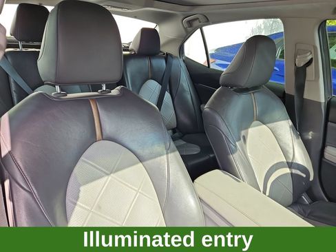 Used 2018 Toyota Camry XLE w/ Audio Package FWD image 10