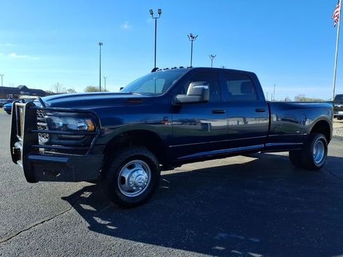 Used 2024 RAM 3500 Tradesman AWD/4WD image 2