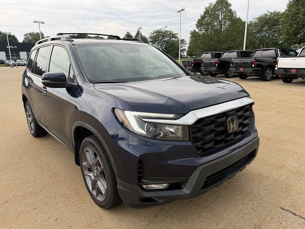 Used 2023 Honda Passport EX-L image 2
