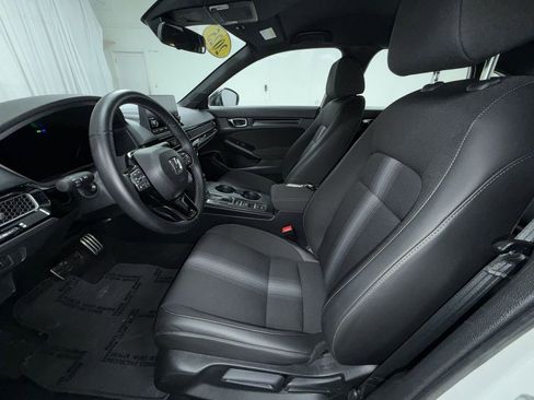 Used 2025 Honda Civic Sport image 13