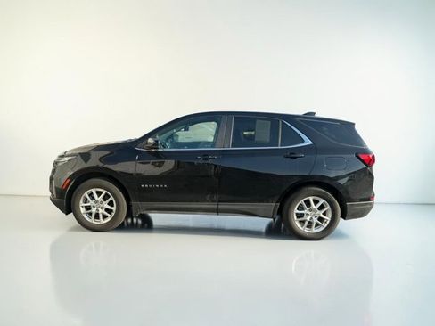 Used 2024 Chevrolet Equinox LT image 2