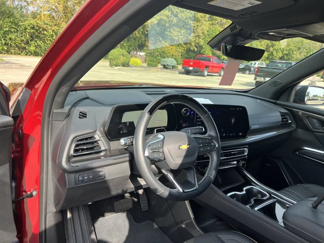 Used 2025 Chevrolet Traverse High Country w/ LPO, Floor Liner Package FWD image 10