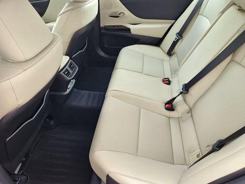 Certified 2025 Lexus ES 350 w/ Premium Package FWD image 30