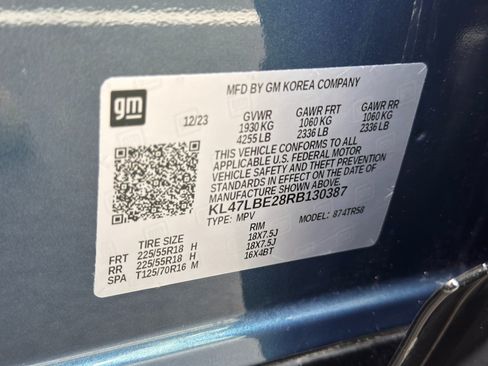 Used 2024 Buick Envista Sport Touring w/ Convenience I Package FWD image 41