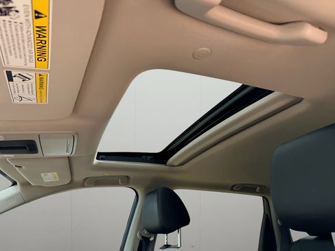Used 2025 Honda CR-V EX-L image 12