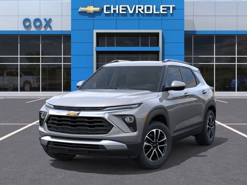 New 2026 Chevrolet TrailBlazer LT w/ Convenience Package FWD image 6