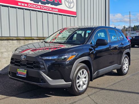 New 2026 Toyota Corolla Cross L AWD/4WD image 2