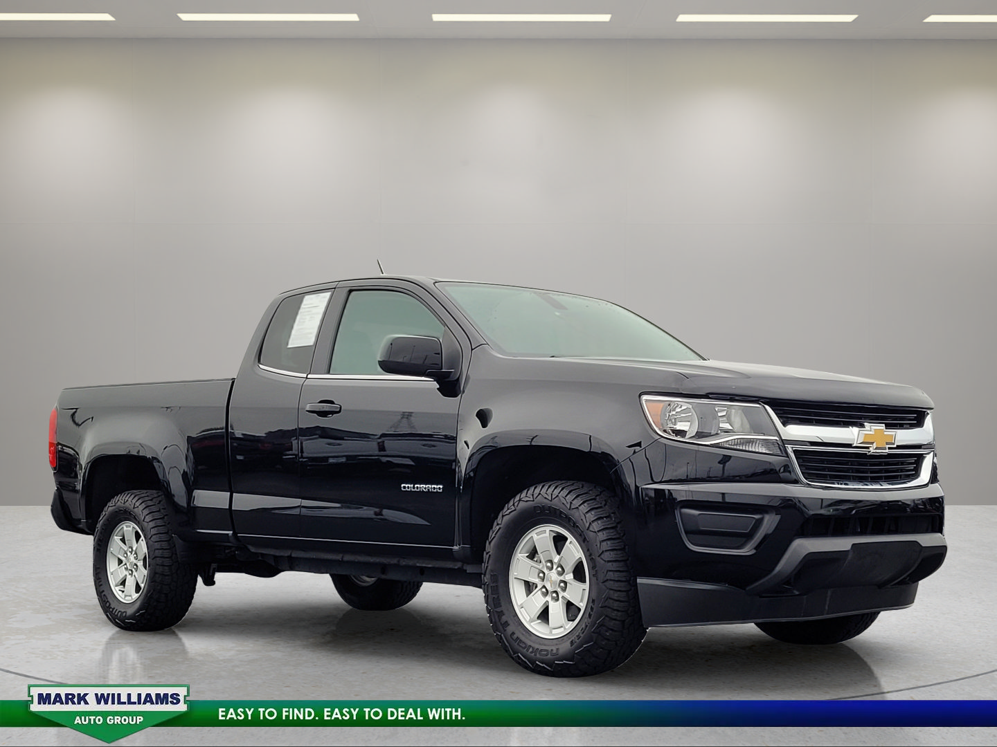 Used 2020 Chevrolet Colorado W/T w/ WT Convenience Package AWD/4WD image 1