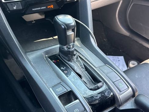 Used 2018 Honda Civic Sport Touring image 27