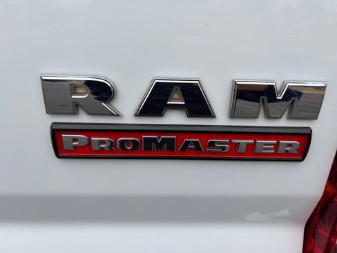 Used 2022 RAM ProMaster 2500 FWD image 24