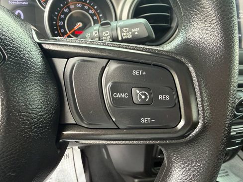 Used 2023 Jeep Wrangler Unlimited Sport AWD/4WD image 8