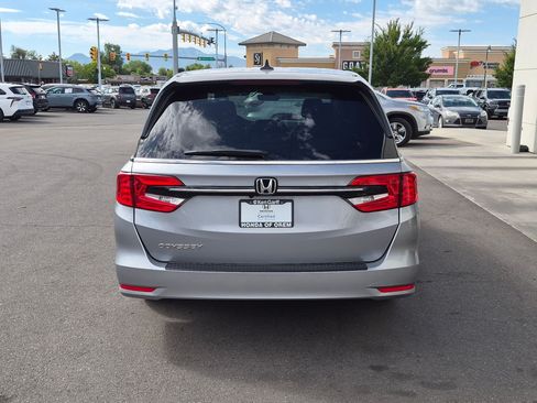 Used 2024 Honda Odyssey EX-L image 7