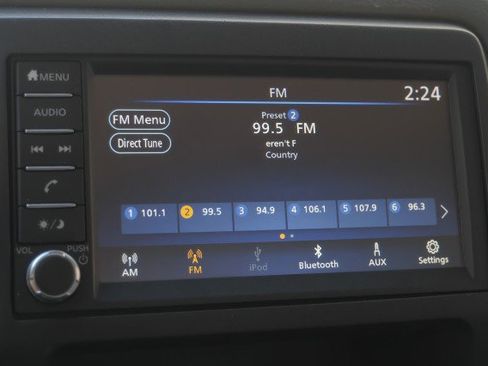 Used 2021 Nissan NV 2500 S image 32