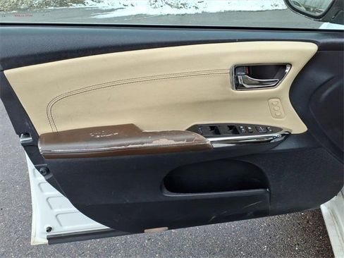 Used 2013 Toyota Avalon Limited image 13