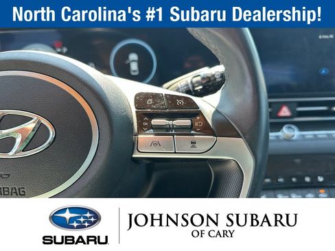 Used 2023 Hyundai Elantra SEL w/ Convenience Package FWD image 17