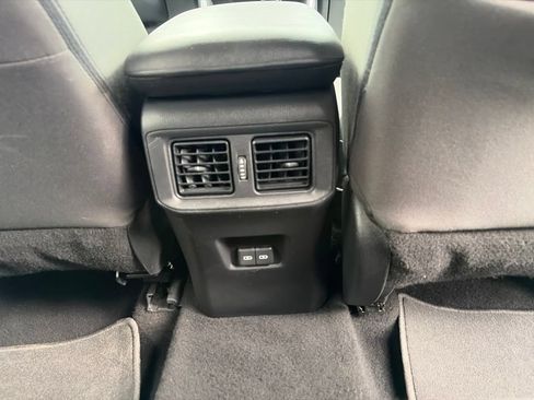 Used 2023 Toyota RAV4 XLE AWD/4WD image 36