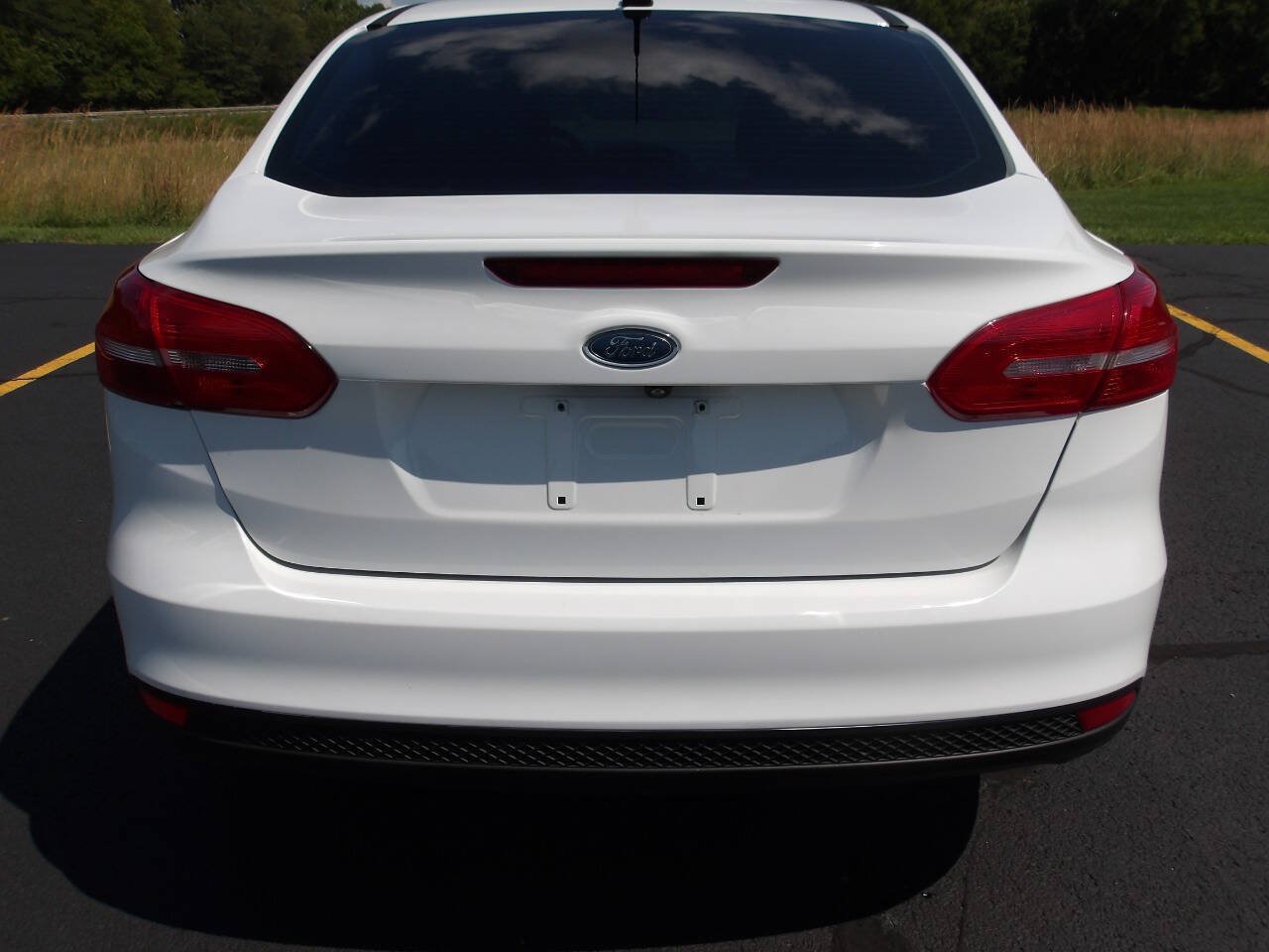 Used 2016 Ford Focus S FWD image 4
