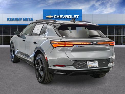 New 2026 Chevrolet Equinox EV RS image 6