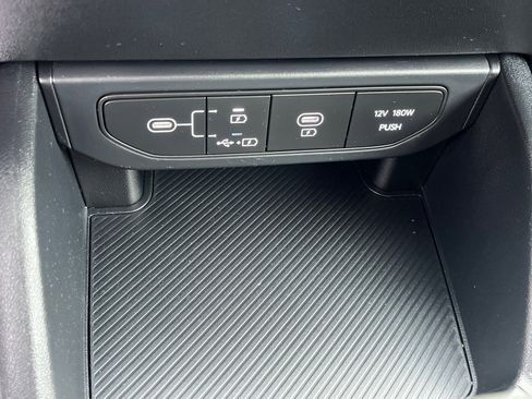 Used 2025 Kia K4 LXS image 14